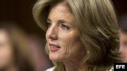 La hija del asesinado presidente John F. Kennedy, Caroline Kennedy, testifica ante el Comité de Relaciones Exteriores del Senado para ser la nueva embajadora de Estados Unidos en Japón, en el Senado estadounidense en Washington (EE.UU.). 