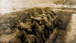 Noche de paz, noche de guerra
