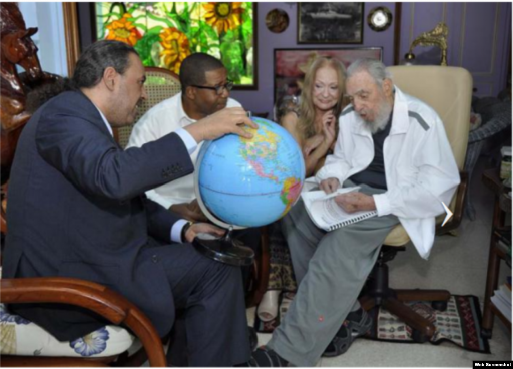 El presidente de la ACNO, príncipe Ahmad Al-Fahad Al-Sabah realizó una visita de trabajo a Cuba. Aprovechó que estaba en la isla para visitar al exgobernante Fidel Castro.