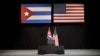 Banderas de Cuba y Estados Unidos. AFP PHOTO/ Yuri CORTEZ