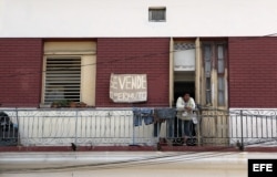 El promedio de las compraventas de casas en 2012 fue de 16.000 CUC. "El cubano de la calle sigue siendo desesperadamente pobre", dice el Financial Times.
