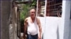 Roberto Jesús Quiñones Haces, en su vivienda de Guantánamo. (Captura de video/ADN Cuba)
