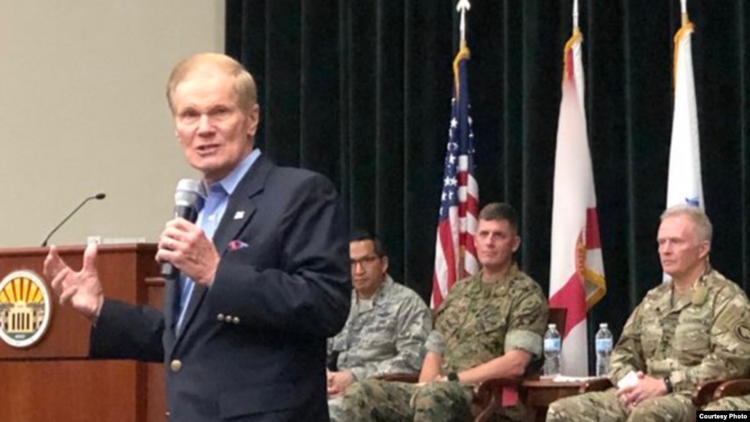 Bill Nelson, senador demócrata de Florida.