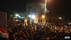 Manifiestantes en los alrededores del Palacio Presidencial en El Cairo, Egipto, el martes 4 de diciembre de 2012. 