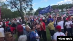 Cubanos en la marcha de Trump