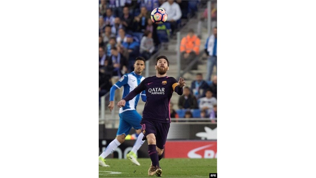 Lionel Messi (c).