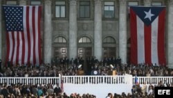 Toma de posesión de Luis Fortuño como gobernador de Puerto Rico, en el Capitolio de San Juan. Foto de archivo
