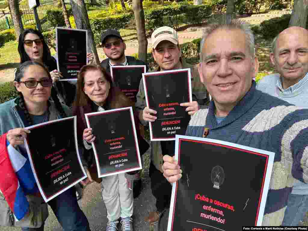 Manifestación global por los Derechos Humanos / Cubanos reunidos en Ciudad de México 