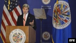 El secretario de Estado estadounidense, John Kerry, pronuncia un discurso ante la Organización de Estados Americanos (OEA), en Washington, D.C. 