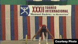 Competencia de pesas en Cienfuegos, Cuba. 