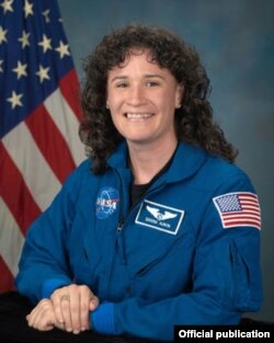 La astronauta cubanoamericana Serena Auñón, especialista en medicina aeroespacial (NASA).