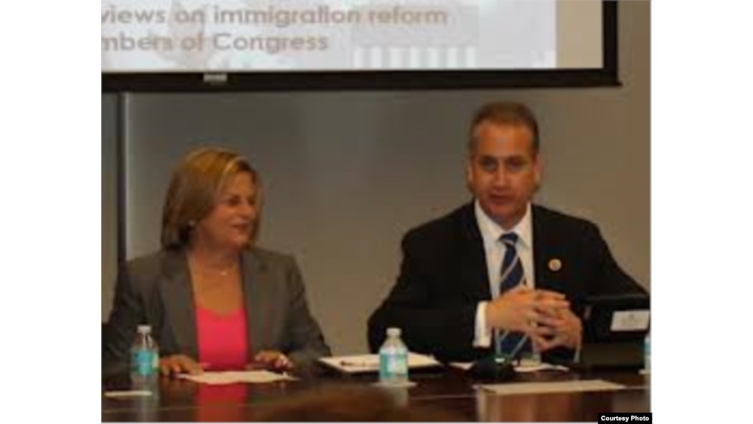 Congresistas Ileana Ros-Lehtinen y Mario Díaz-Balart.