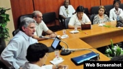 Díaz-Canel sostiene encuentro con Espiritistas del Pais.