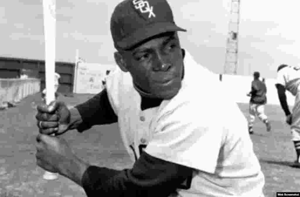 Orestes &quot;Minnie&quot; Miñoso jugó con los Medias Blancas de Chicago entre 1951 y 1957. Además, en la temporada 1960-1961, en 1964, 1976 y 1980.