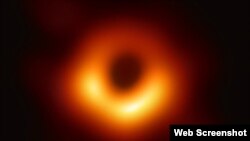 Primera foto de un agujero negro