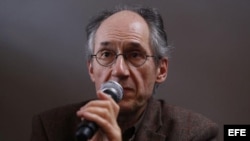 Gerard Biard, nuevo redactor jefe del semanario satírico francés "Charlie Hebdo"