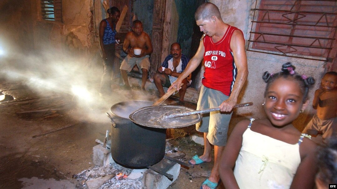 Festejos por aniversario de los Comités de Defensa de la Revolución (CDR) en Centro Habana 