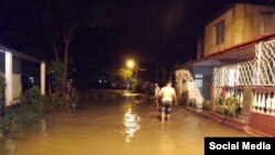 Pinareños intentan salir adelante tras el embate de huracán Michael
