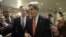 John Kerry responde a la prensa 