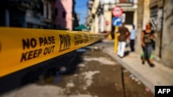 Una calle cerrada por coronavirus en La Habana. (YAMIL LAGE / AFP)