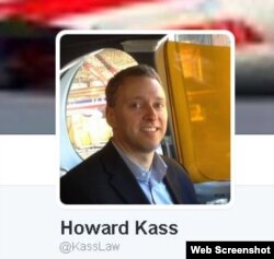 Howard Kass, alto funcionario de American Airlines.