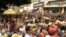 Venezolanos se alistan para plebiscito en la calle y Gobierno protesta por asedio