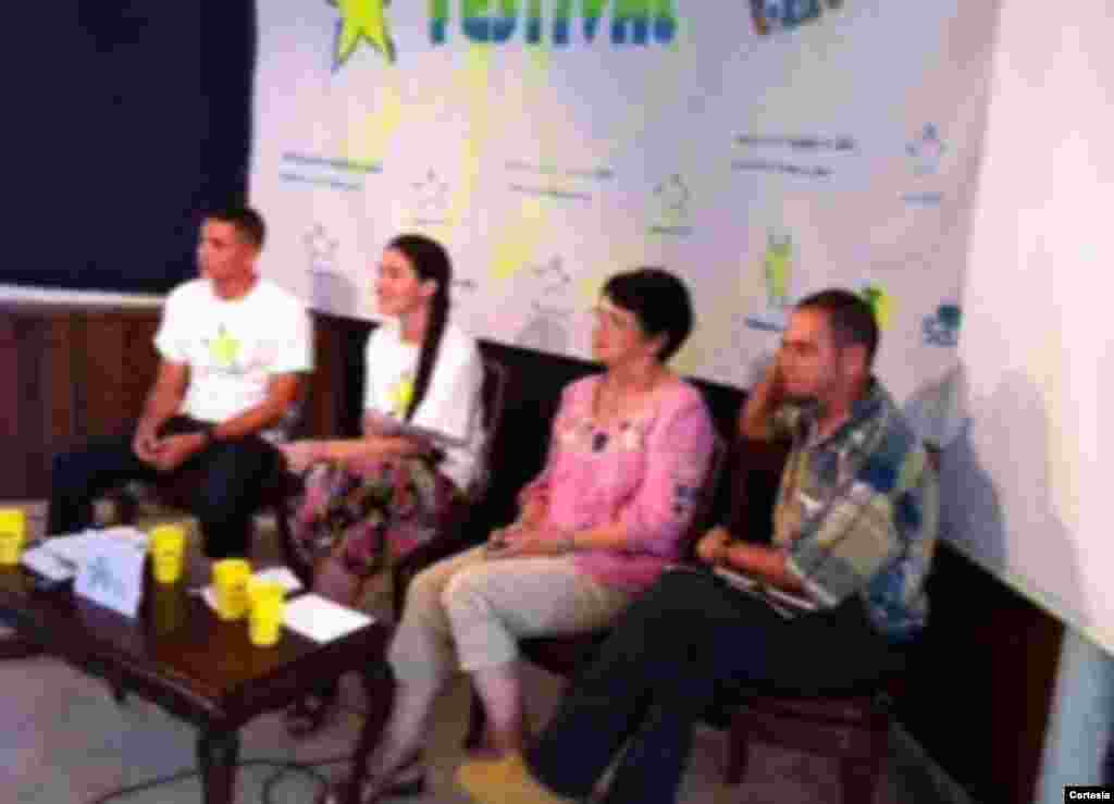 #Cuba El panel sobre #Twitter en #FestivalCLIC