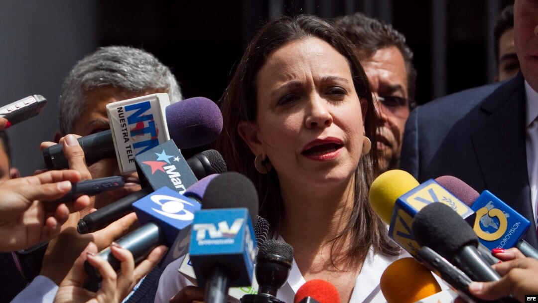 La opositora venezolana María Corina Machado denuncia a chavistas por acusación de magnicidio y golpe de estado