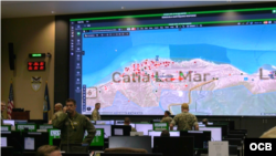 Oficiales en el Comando Sur de EEUU registran la presencia y asistencia que en Venezuela tras el doble terremoto de la semana pasada. (OCB) 