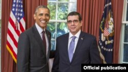 El presidente Barack Obama recibió las cartas credenciales del embajador cubano en Estados Unidos José Ramón Cabañas.