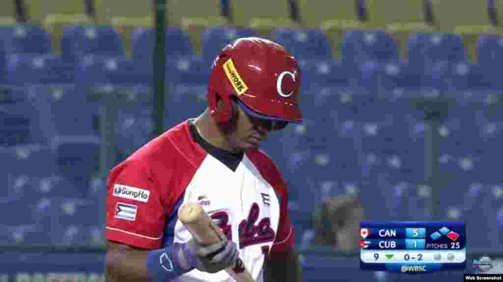El receptor cubano Yosvany Alarcón Tardío.