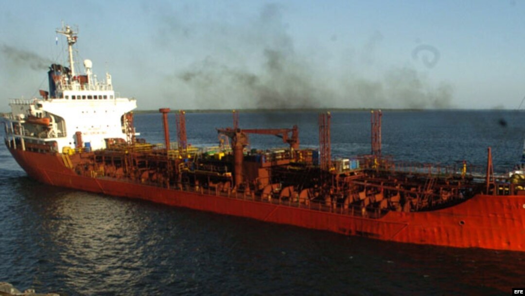 Barco de petróleo
