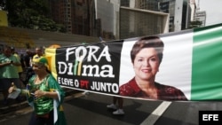 "Dilma fuera!" era el lema de las protestas en Brasil. 