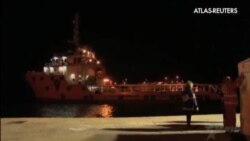 Llegada de una nueva embarcación con un centenar de inmigrantes sirio
