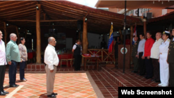 Oficiales cubanos condecorados por la Ministra de Defensa de Venezuela