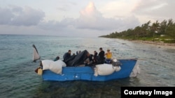 Migrantes cubanos arriban a Islas Cayman. (Foto Archivo/Gobierno de Islas Cayman)