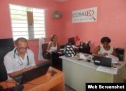 La oficina de Cubalex que fue allanada por la policía.