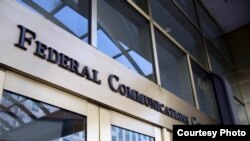 La Comisión Federal de Comunicaciones de EE.UU.