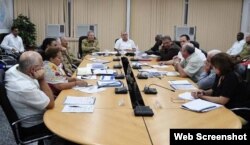 Raúl Castro preside reunión sobre el Zika.
