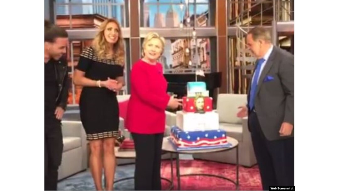 Hillary Clinton celebró anticipadamente su cumpleaños en el show hispano de "El Gordo y la Flaca".