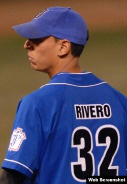 El pitcher cubano Armando Rivero.
