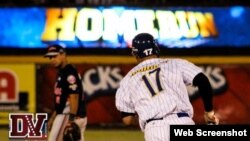 El cubano Félix Pérez conectó su primer cuadrangular con los Navegantes.