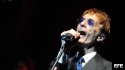 Robin Gibb durante un concierto en Polonia