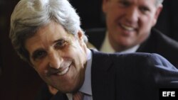 Según Foreign Affairs, el senador John Kerry tuvo una reunión secreta con el canciller cubano Bruno Rodríguez