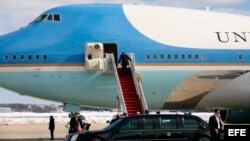 Archivo - Avión presidencial Air Force One 