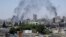 Siria - El ejército sigue bombardeando zonas residenciales y según obervadores de ONU ha usado a niños como escudos humanos.