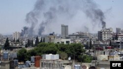 Siria - El ejército sigue bombardeando zonas residenciales y según obervadores de ONU ha usado a niños como escudos humanos.