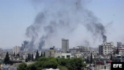 Siria - El ejército sigue bombardeando zonas residenciales y según obervadores de ONU ha usado a niños como escudos humanos.