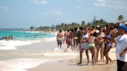 Demoliciones en zonas playeras en Cuba