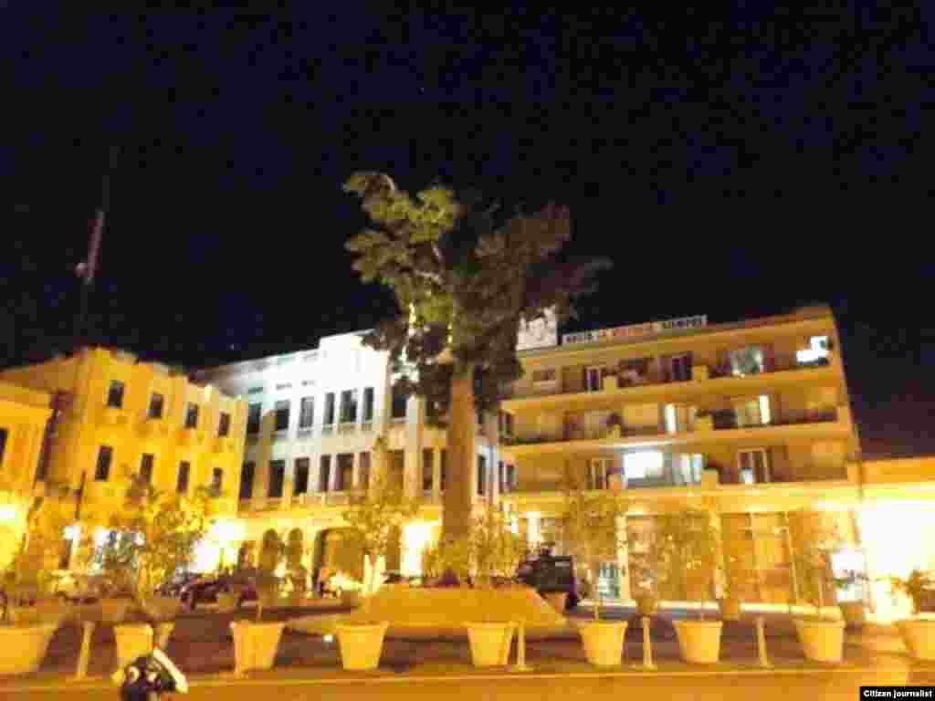 Reporta Cuba Plaza de los Trabajadores Foto Daneybis de la Celda